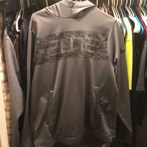 Nike elite basketball hoodie
